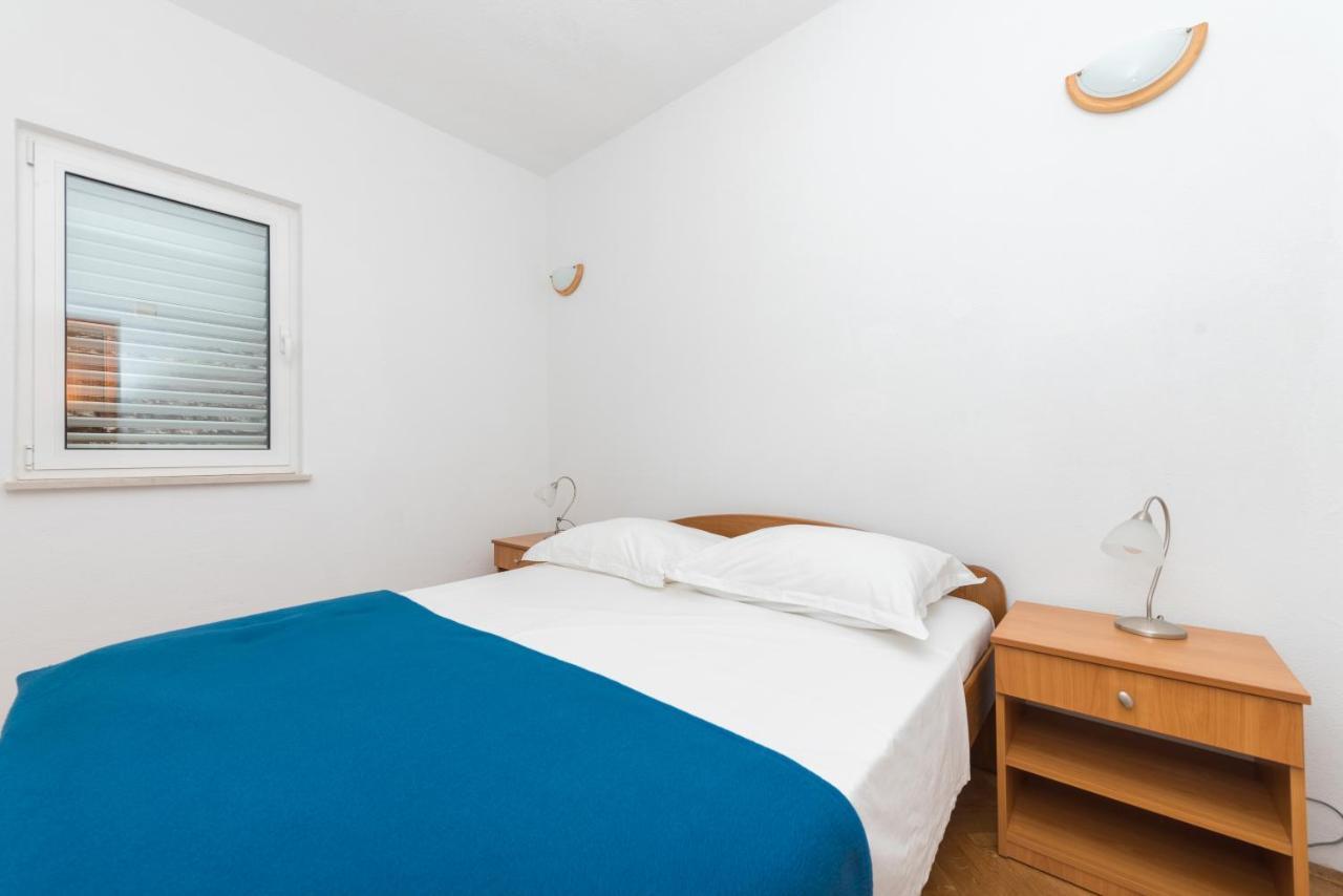 Apartmani Petracie Drvenik  Buitenkant foto