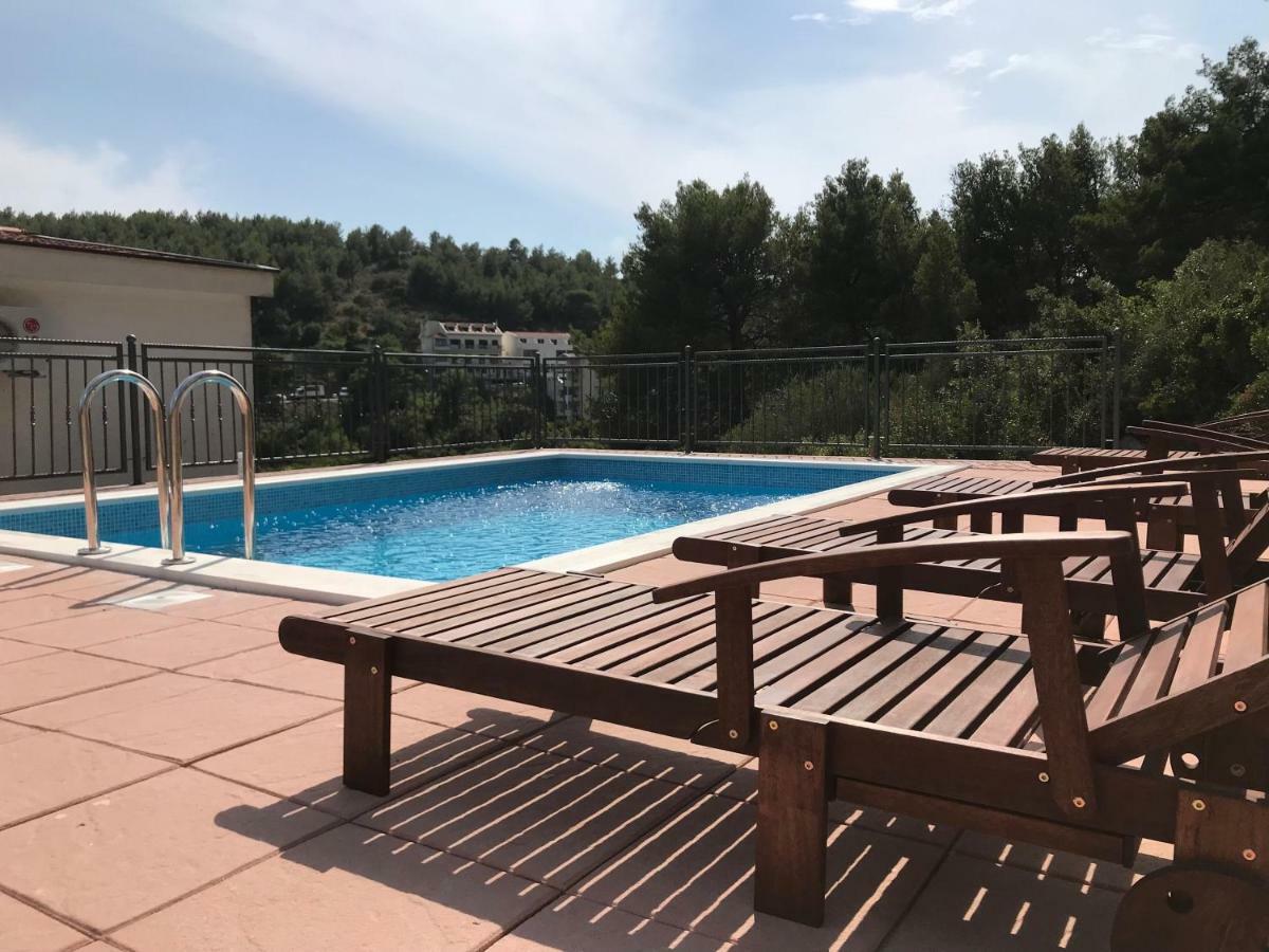 Apartmani Petracie Drvenik  Buitenkant foto